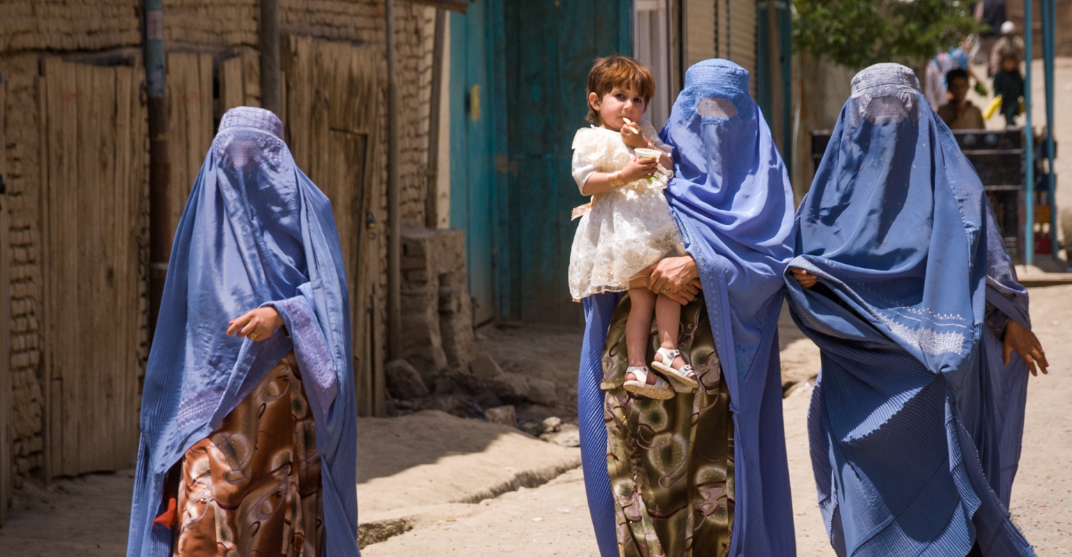Meet Shaima – running her own honey business in Afghanistan